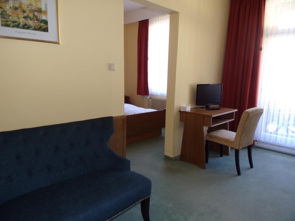 לאוטרבאך Hotel Sieben Linden מראה חיצוני תמונה